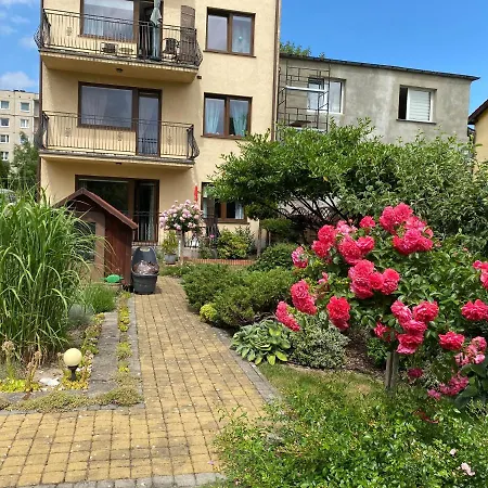 Mieszkanie Z Tarasem Niedaleko Centrum غدينيا